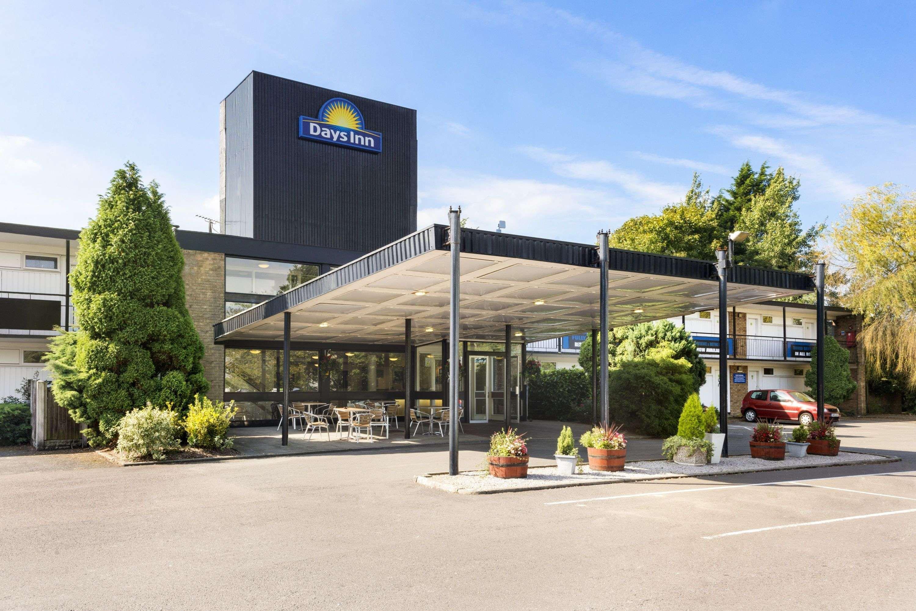Hotel Ramada Chorley South Exterior foto
