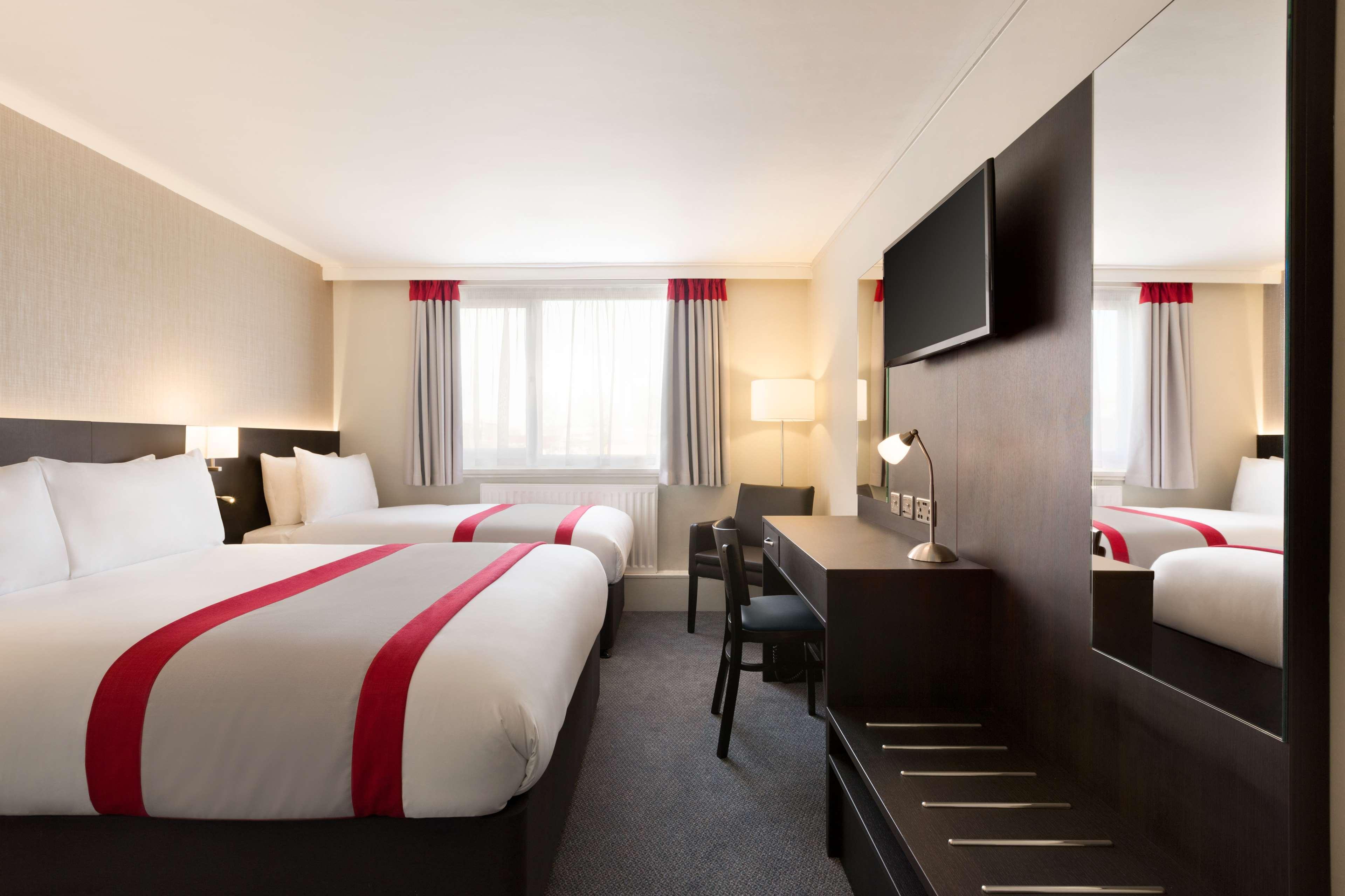 Hotel Ramada Chorley South Exterior foto